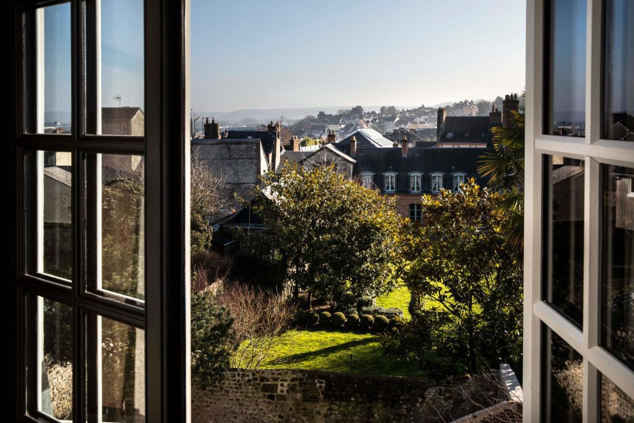Hotel Saint-Delis - La Maison Du Peintre - Relais & Chateaux Honfleur Buitenkant foto